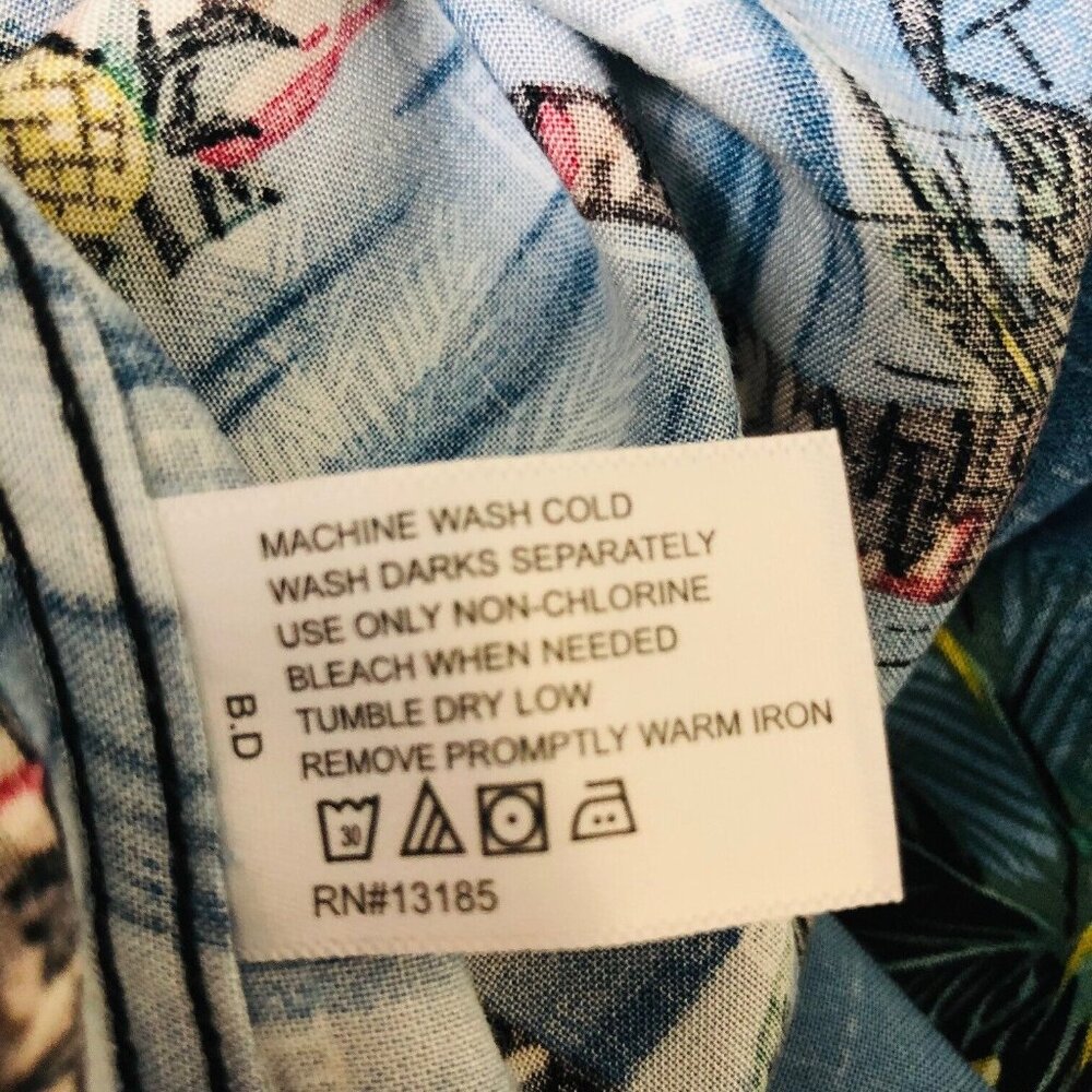 NWT Hawaiian Shirt Men L Allover Aloha Print Camp Tropical Beachy Coastal CAMPIA - Picture 6 of 9